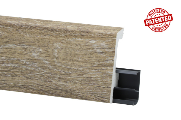 Плинтус HDPS напольный WINART PRO универсальный монтаж с тиснением 80мм, 2,0м Quadro Pro Дуб Петровский WP049